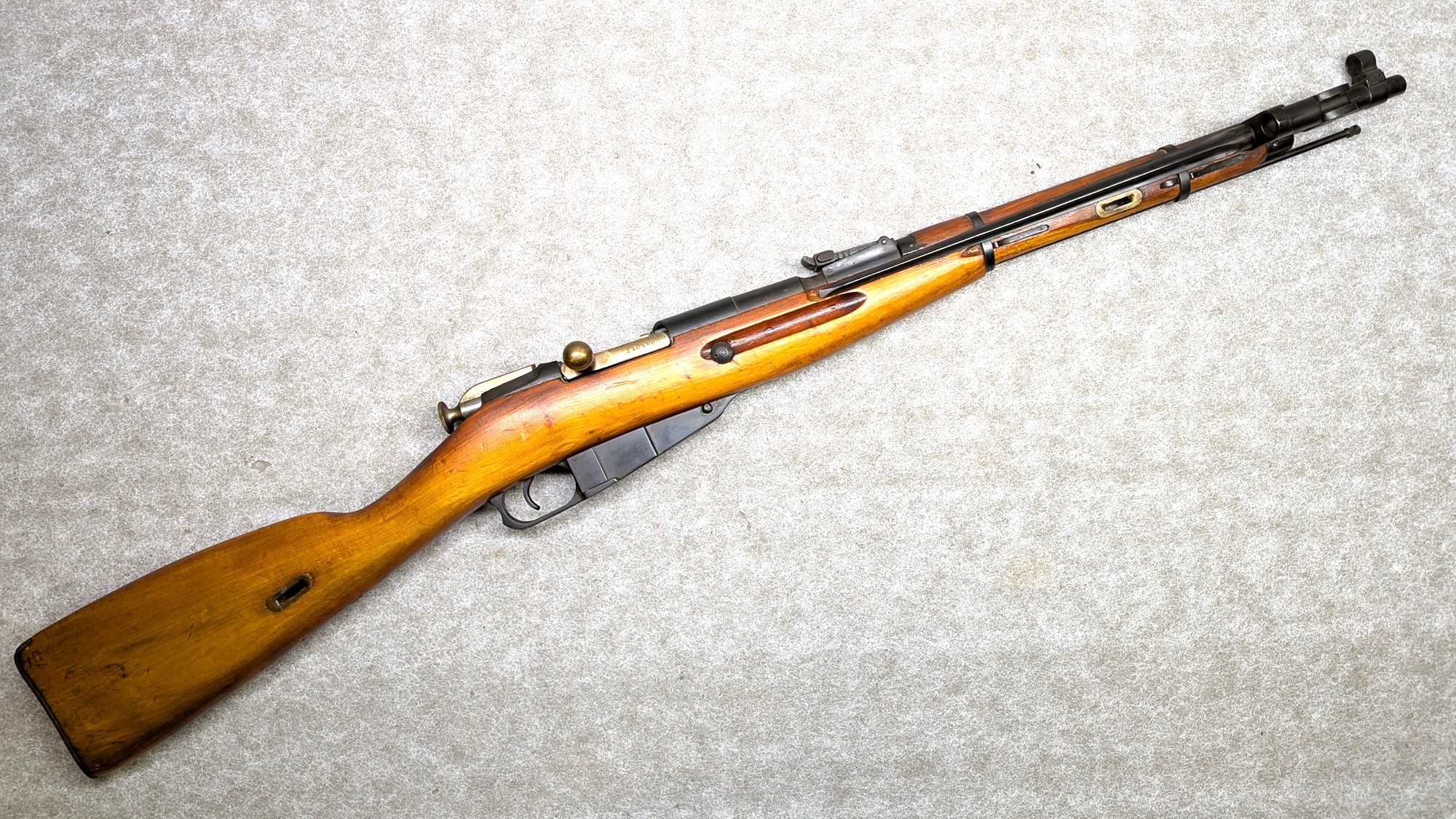Izhevsk ~ M44 Mosin Nagant ~ 7.62x54r | Bass Pro Shops